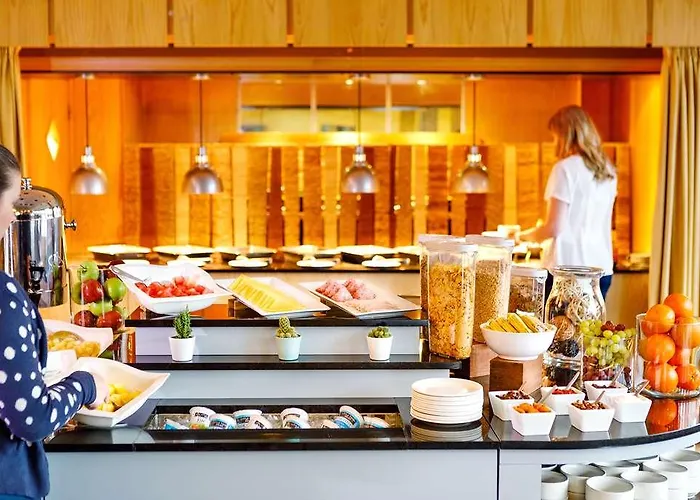 Cedar Court * Bradford (West Yorkshire)