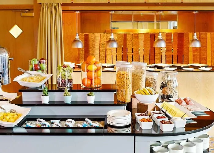 ホテル Cedar Court ブラッドフォード